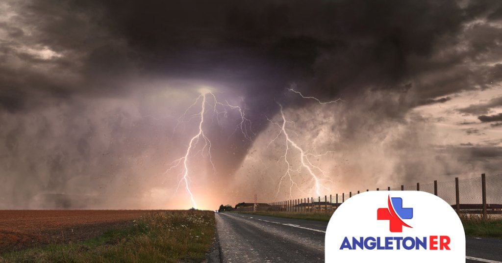 Get Storm Ready: Preparing for an Emergency Helps Save Lives 1 Get Storm Ready: Preparing for an Emergency Helps Save Lives