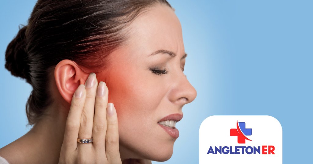 Reasons for an Earache When to go to the ER 15 Reasons for an Earache When to go to the ER NEW ARTICLE Texas ERs blog2